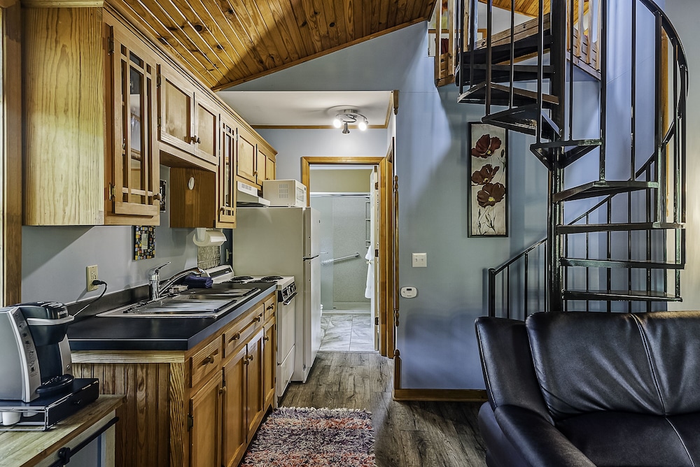 The Woods Cabins - photo 18
