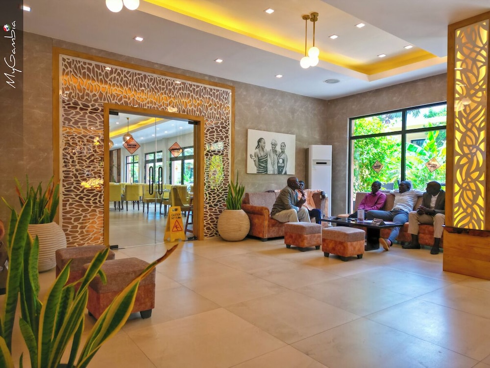 Bakadaji Hotel — Serekunda
