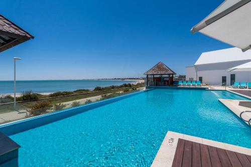 Mandurah Resort by the Beach — carbon neutral stay, Mandurah