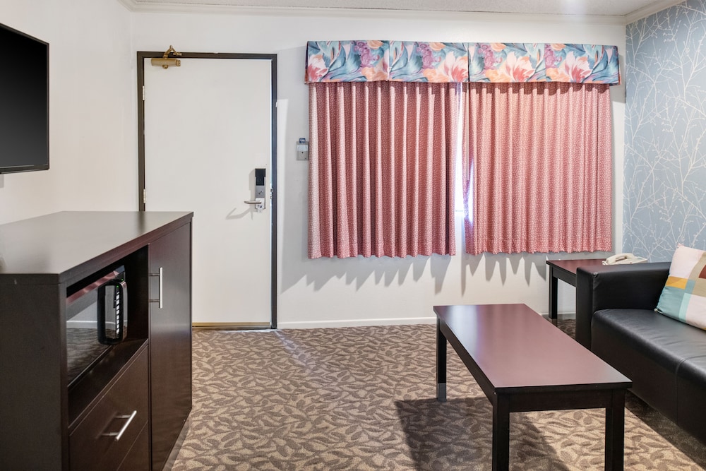 Glendale Hotel - photo 20