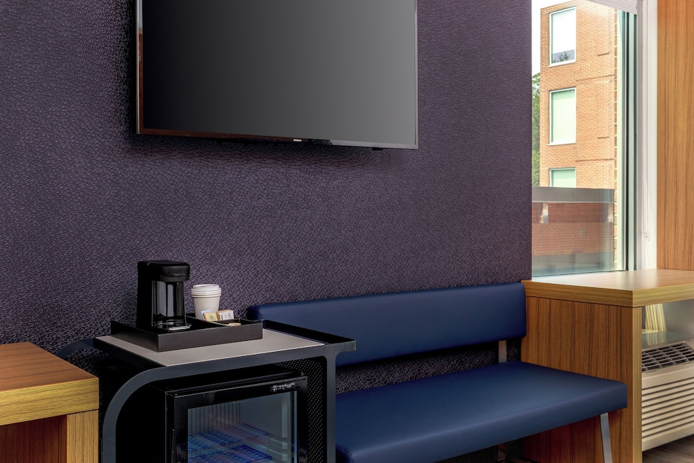 Aloft Lexington - photo 8