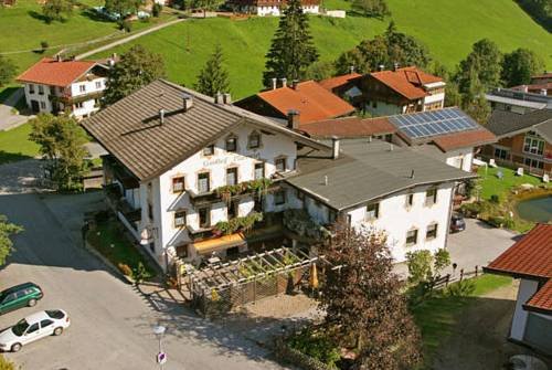 Landgasthof Pfarrwirt — hotel in Thiersee
