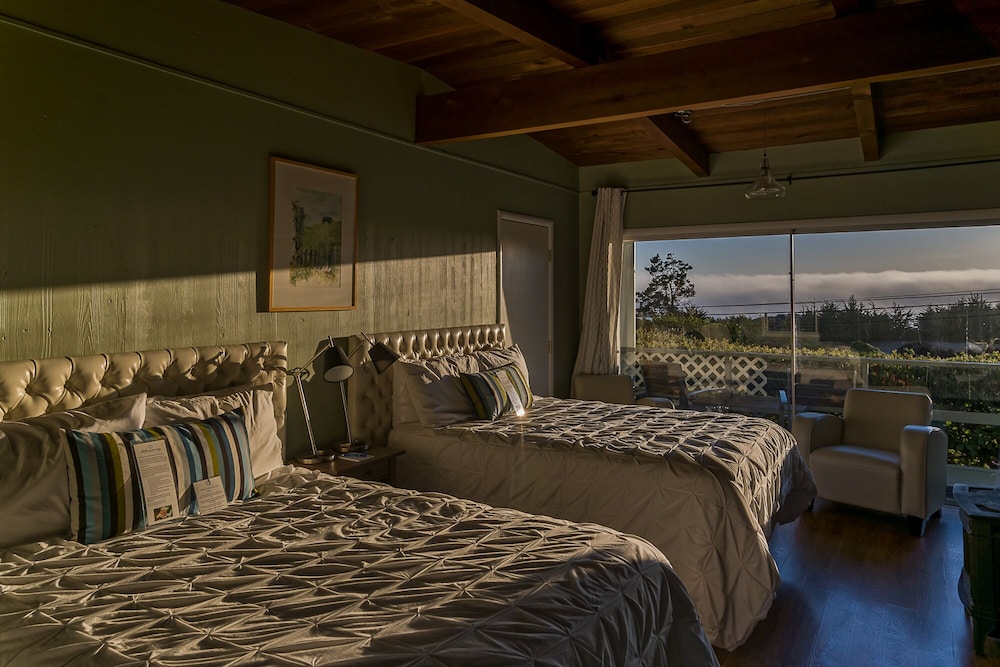 The Inn at Schoolhouse Creek - photo 5