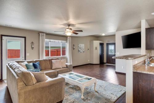 Large Home in the Most Convenient Location — 4-Star Luxury Hotel in Rapid City, United States