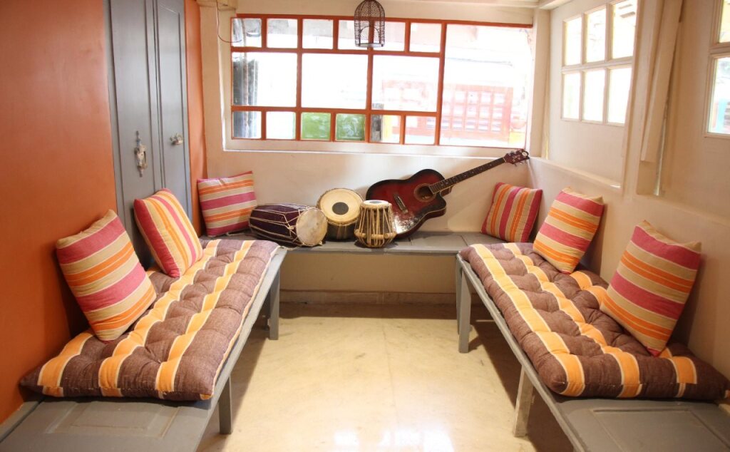 Namastey Mumbai Backpackers