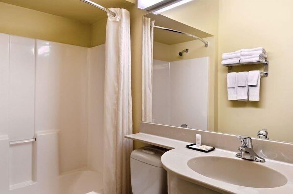 Stay Beyond Inn & Suites - photo 13