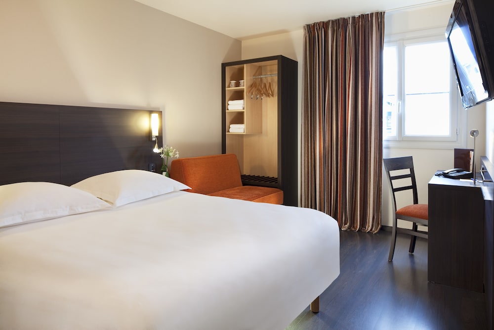 Escale Oceania Nantes Aéroport — hotel in Bouguenais