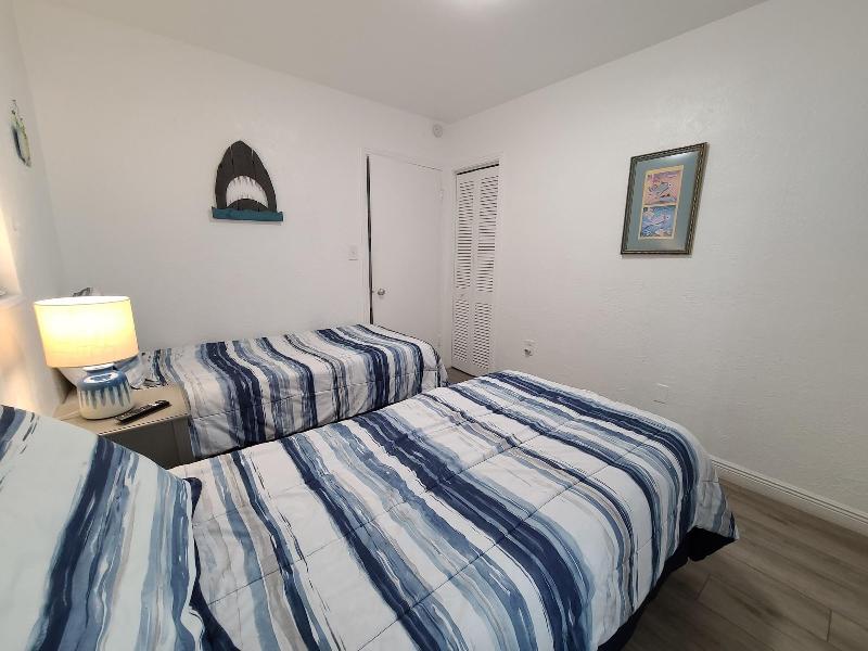 Sun Island Motel - photo 145