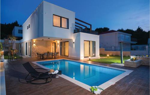 Awesome Home In Okrug Gornji With Sauna — 5-Star Luxury Hotel in Trogir, Croatia