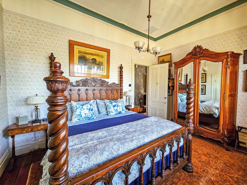 The JD Hyde Historic Inn - photo 8