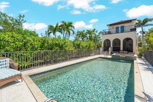 Castle By The Sea — 4-Star Luxury Hotel in Sanibel, United States