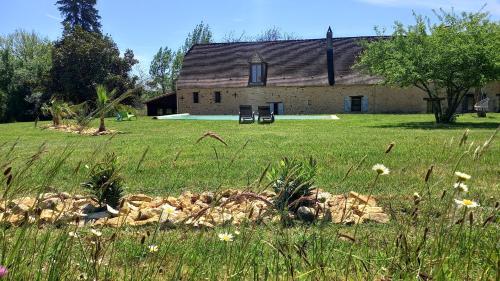 L'Ecrin du Val de Louyre - carbon neutral hotel in Unknown City
