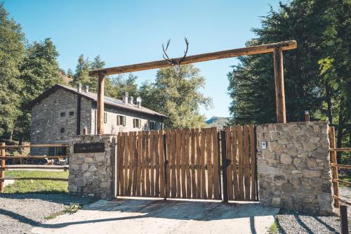 Rifugio Pian di Rocchi pet-friendly hotel Premilcuore