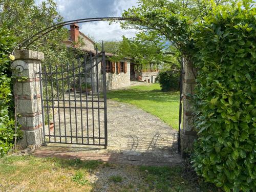 Villa Rosa di Chianti — 4-Star Luxury Hotel in Radda In Chianti, Italy