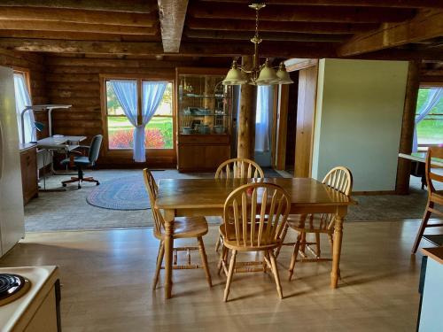 Garden Grove Retreat & Lodging near Pictured Rocks Fayette Trails - photo 14