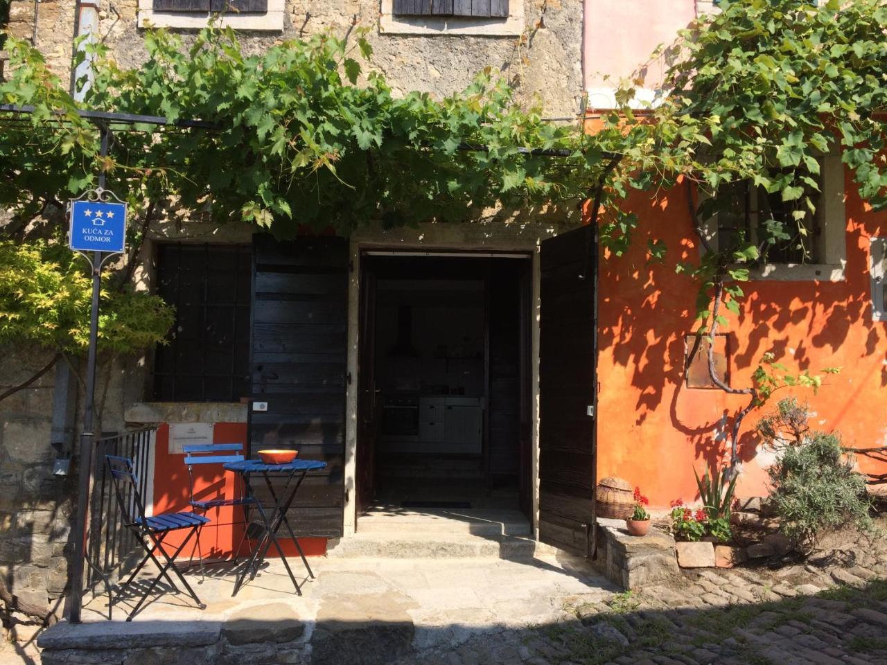 Casa Lucia — 4-Star Luxury Hotel in Motovun, Croatia