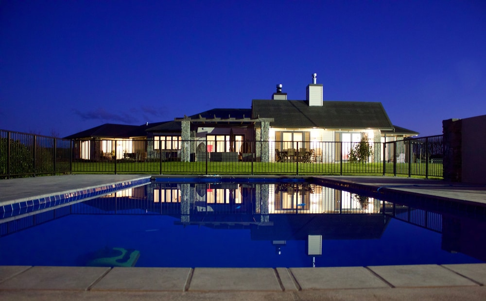 Kalldeen Luxury Accommodation in Napier, New Zealand