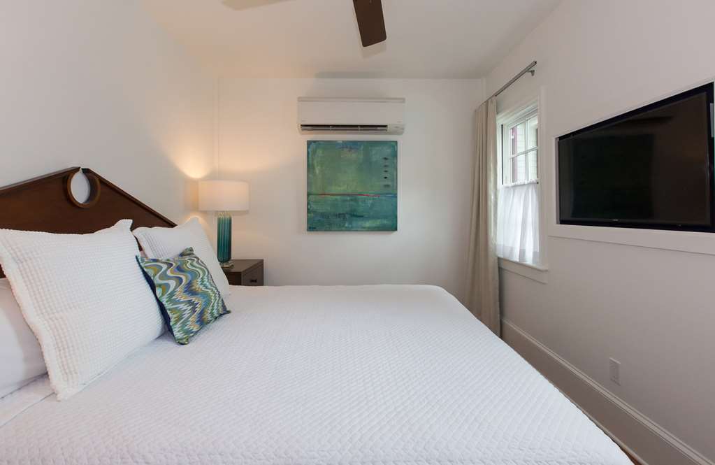The Marquesa Hotel - photo 13