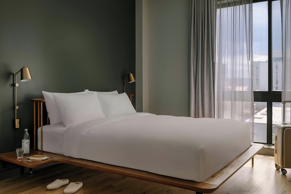Dutch Hotel Long Island City New York Belvilla District 6 Formerly Sonder - photo 20