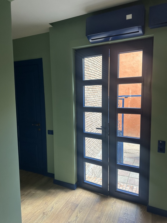 Apartment Blue balcony