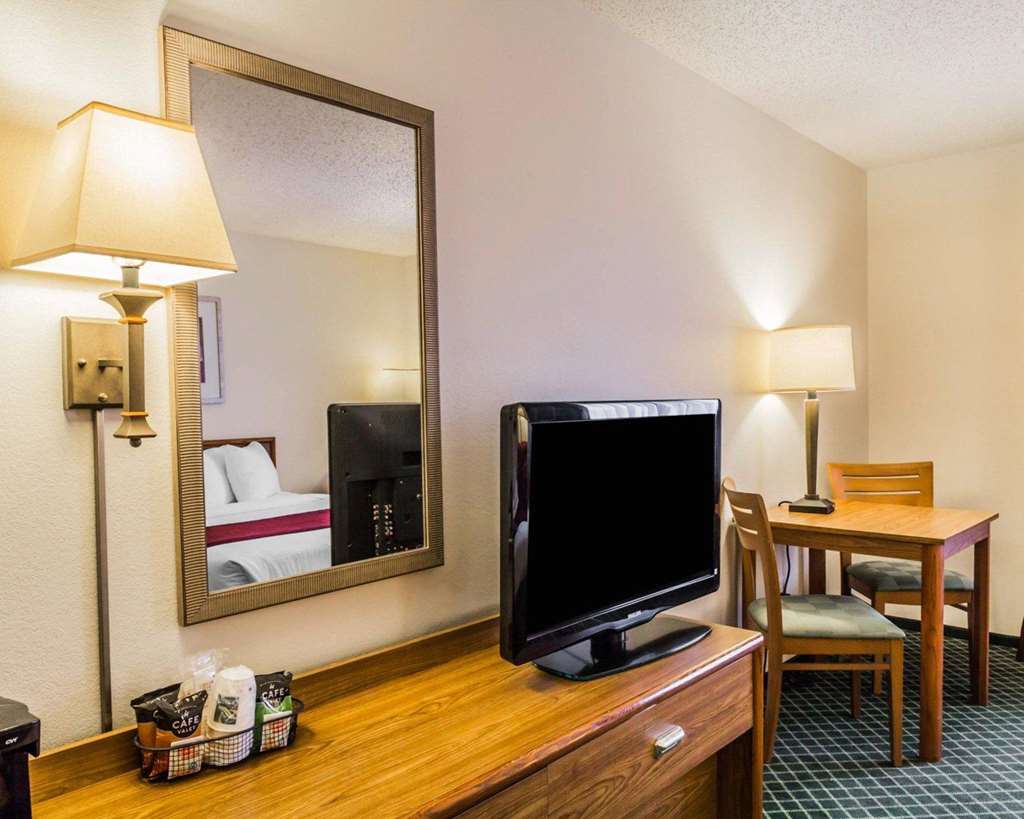 Quality Inn & Suites Golden Denver West - photo 10