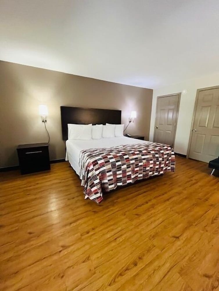 Red Roof Inn Gulf Shores - photo 9