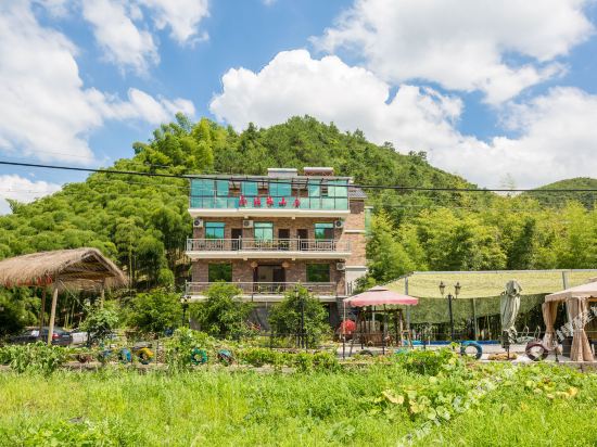 Nantangwu Meisu - carbon neutral hotel in Deqing
