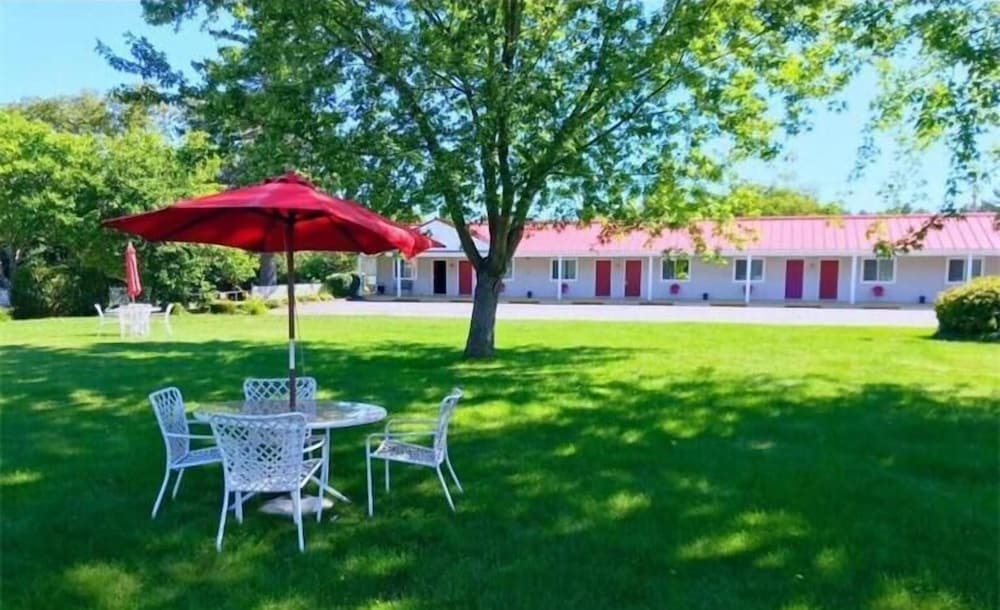 Belmont Motel Maine - featured photo