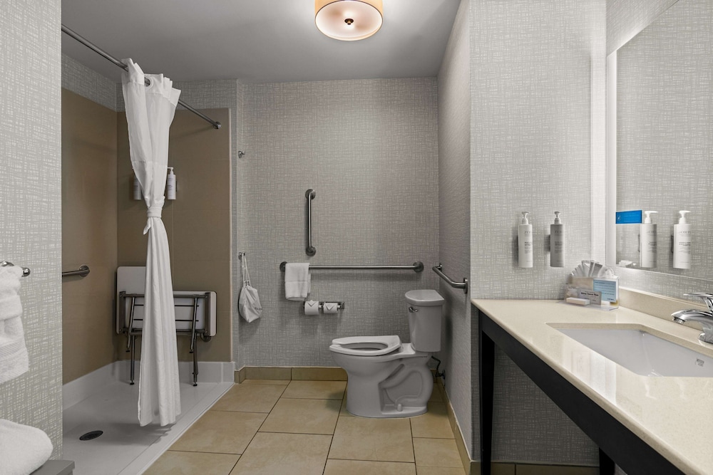 Hampton Inn & Suites Schererville - photo 27