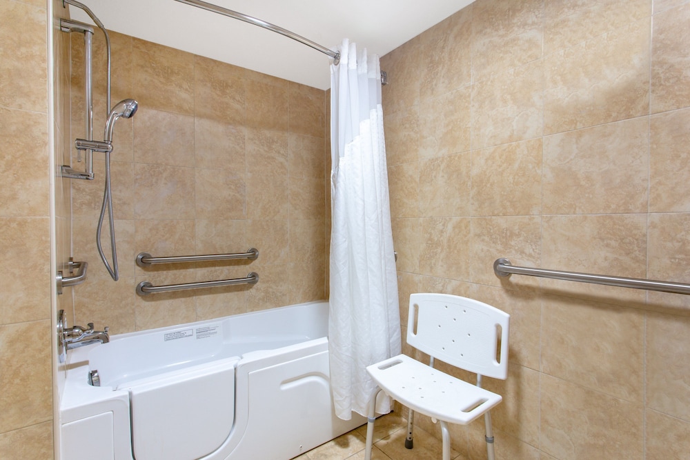 Holiday Inn & Suites Boca Raton North by IHG - photo 10