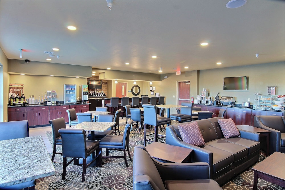 Cobblestone Hotel & Suites Beulah - photo 31