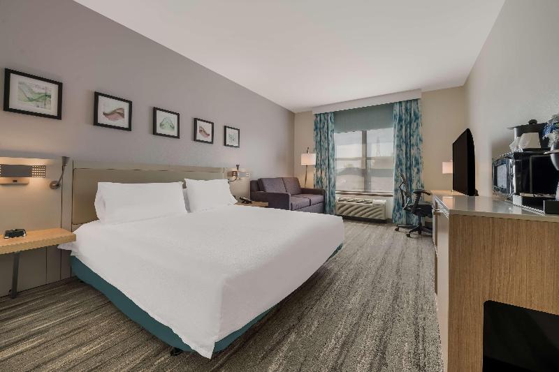 Hilton Garden Inn Rockford - photo 218