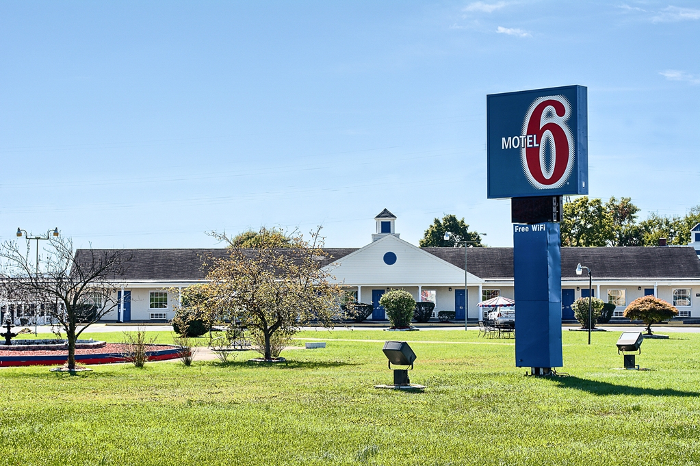 Motel 6 Harrisonburg VA South - photo 5