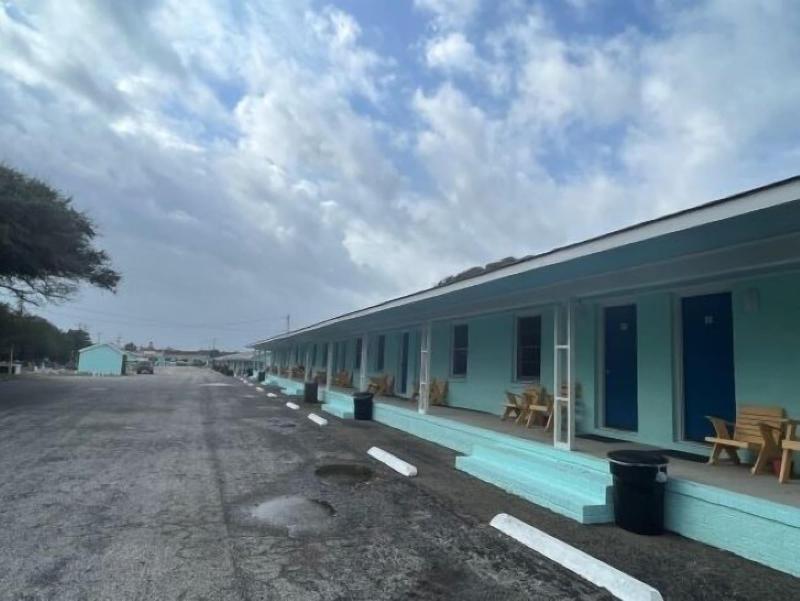 Swell Motel - photo 27