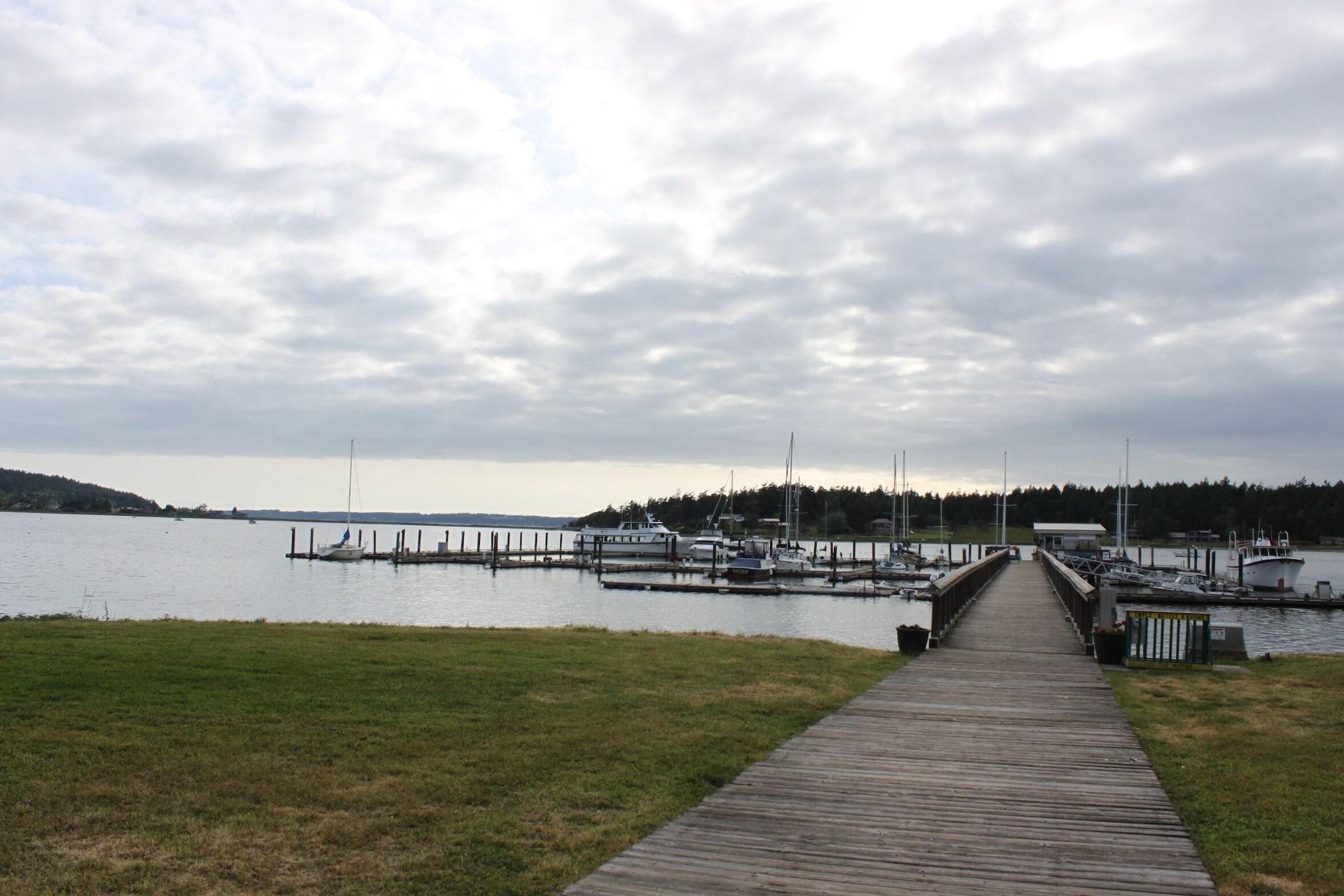 Lopez Islander Resort