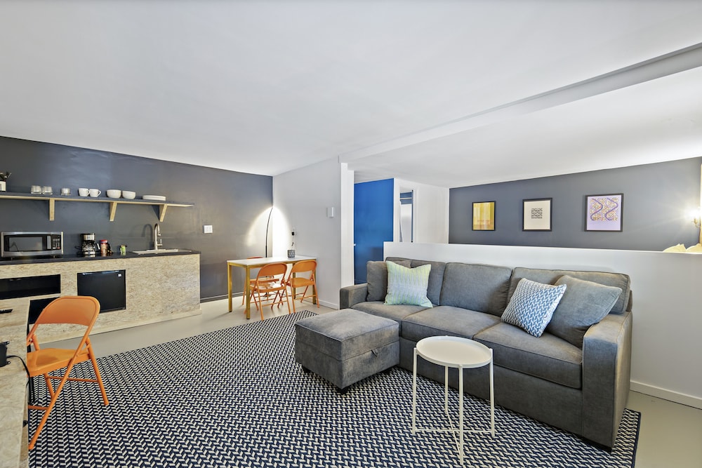 The Brooks Motel - photo 23