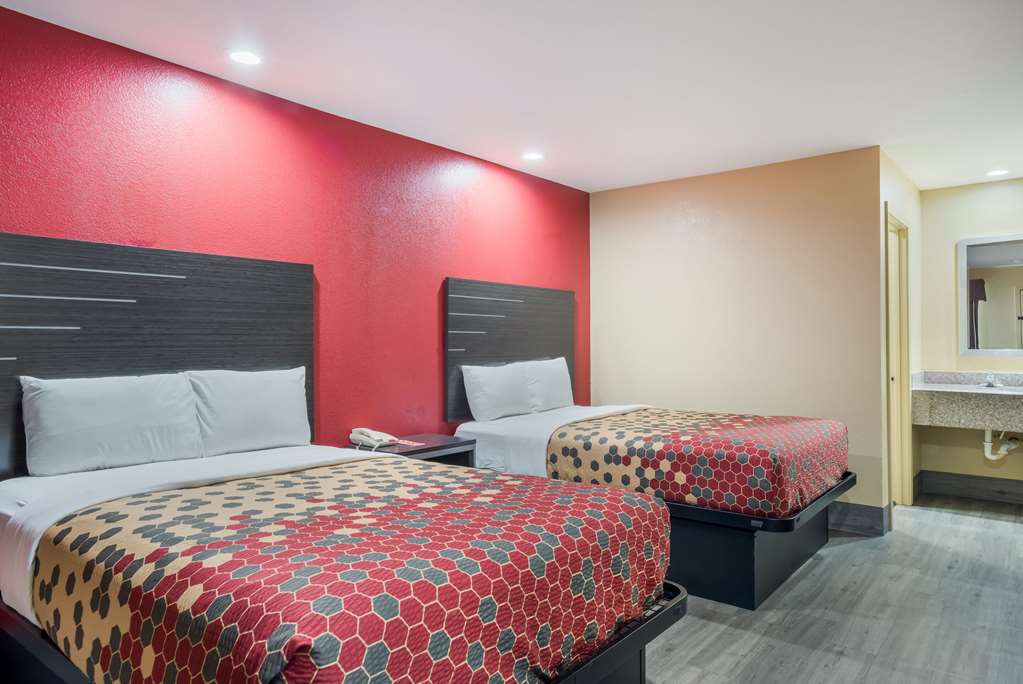 Econo Lodge Lake Charles University Area - photo 7