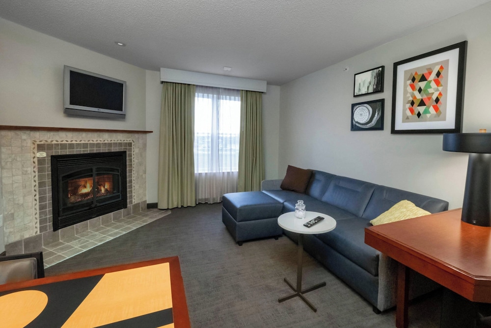 Residence Inn by Marriott Hazleton - photo 10