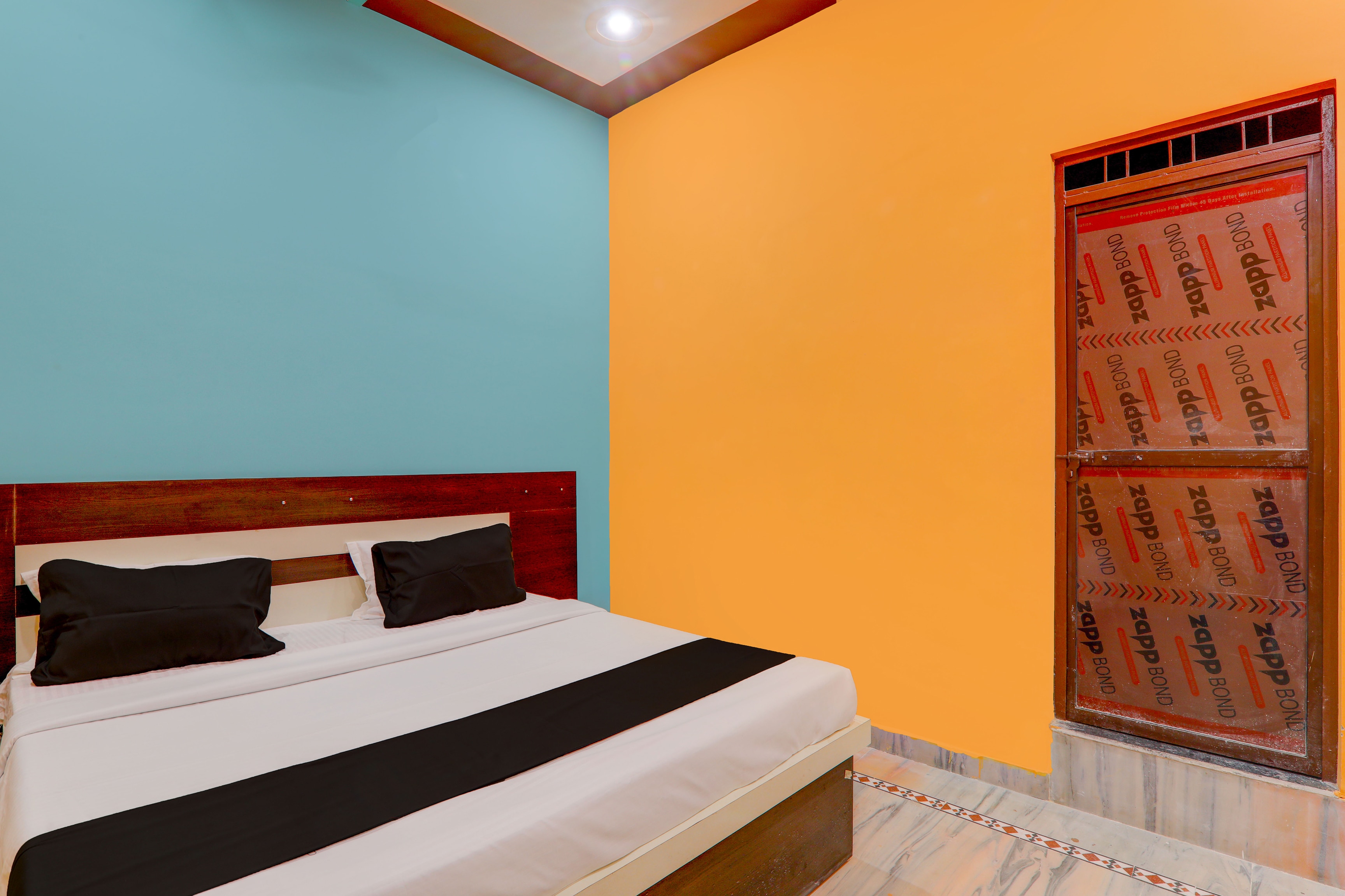 Hotel O Cm Paradise — Varanasi