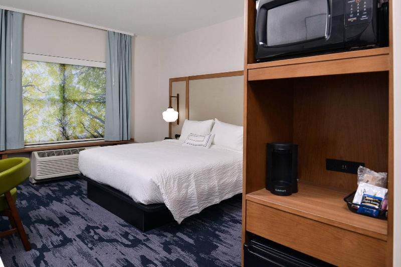 Fairfield Inn & Suites by Marriott Canton - photo 24