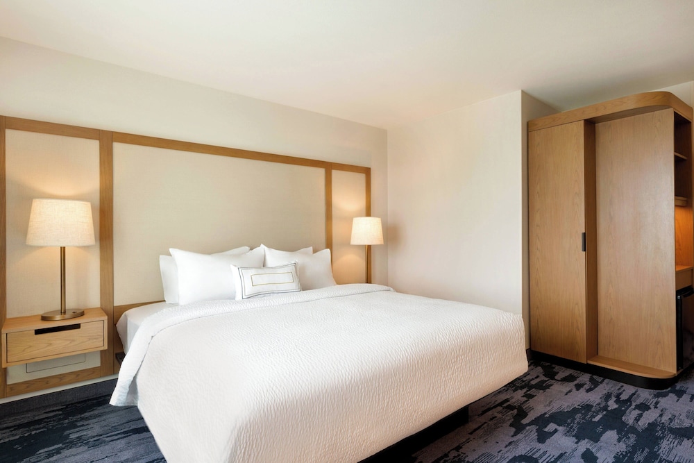 Fairfield Inn & Suites by Marriott Boulder Longmont - photo 6