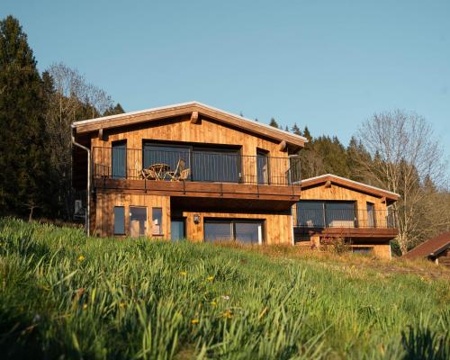 Chalets Hissala vue lac et sauna in Gerardmer, France