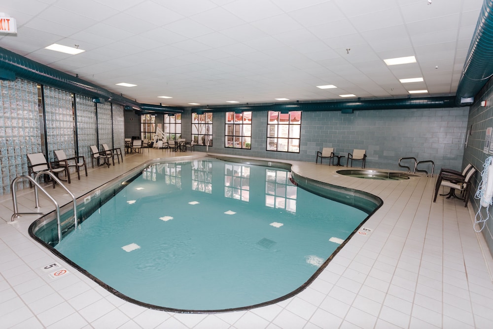 DoubleTree by Hilton Hotel Bloomington - photo 43