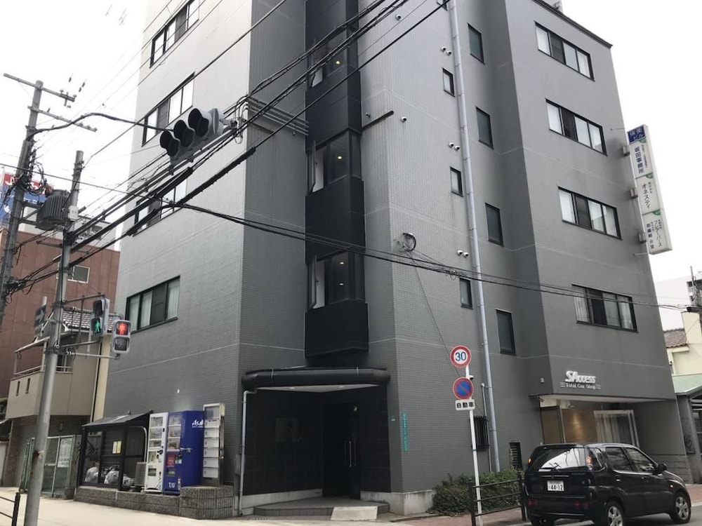 Bonfire Plus 47 2 - carbon neutral hotel in Osaka