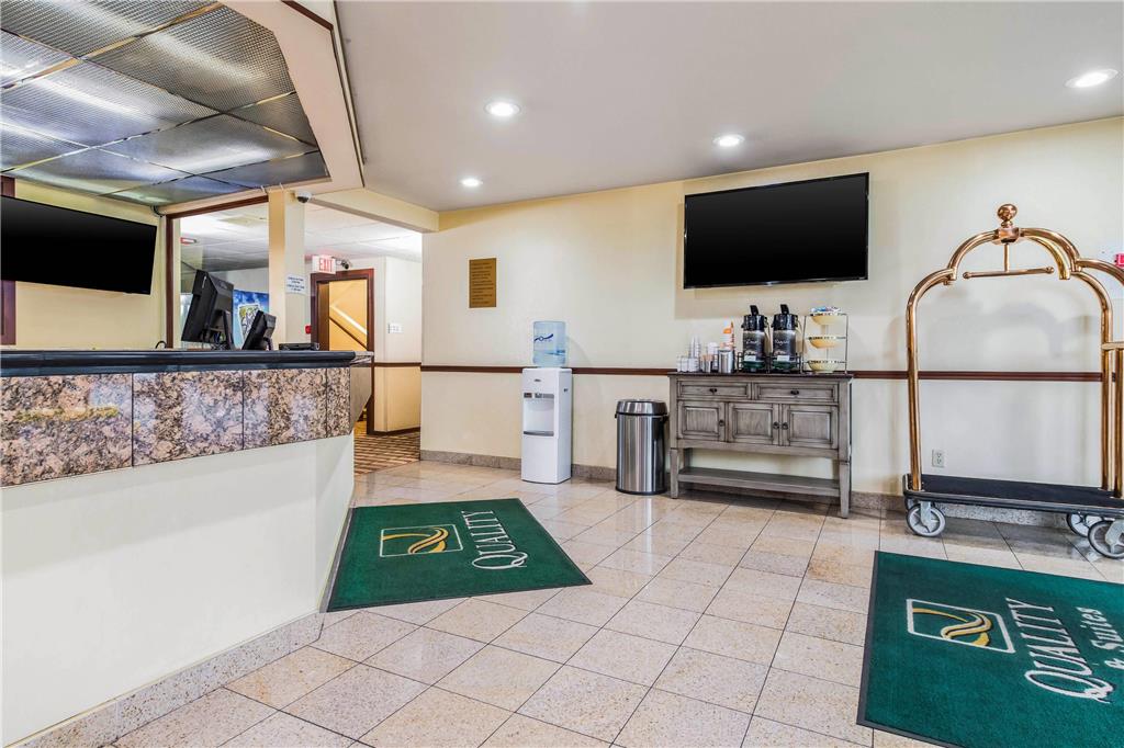 Quality Inn & Suites Lacey Olympia - photo 6