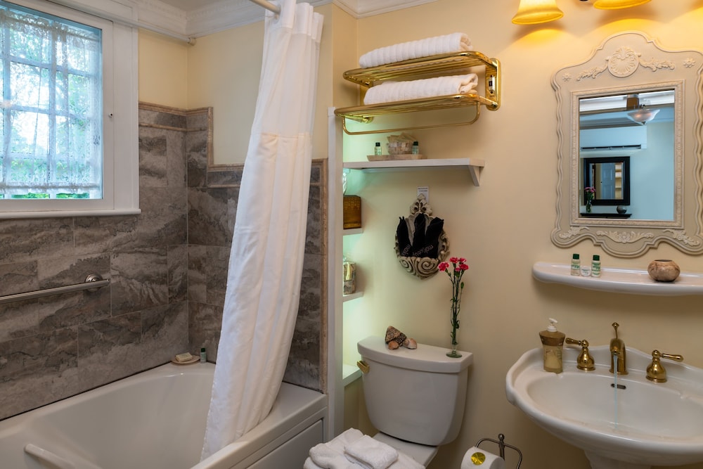 Abbington Green Bed & Breakfast Inn - photo 60