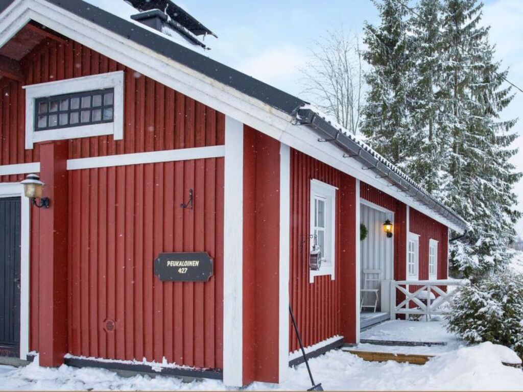 Holiday Home Peukaloinen — 4-Star Luxury Hotel in Somero, Finland