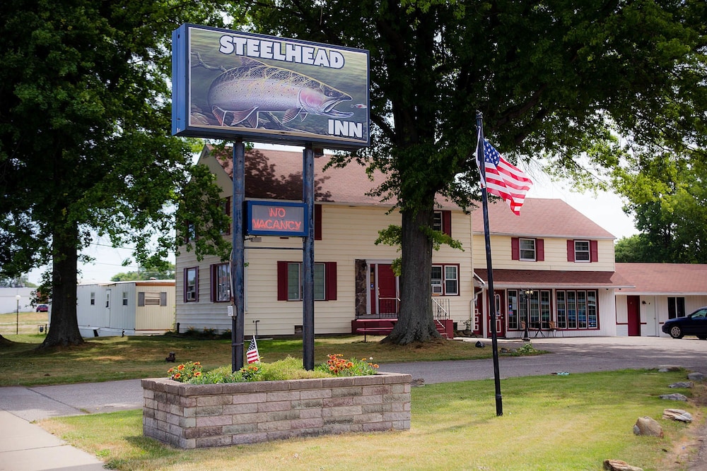 Steelhead Inn - photo 16