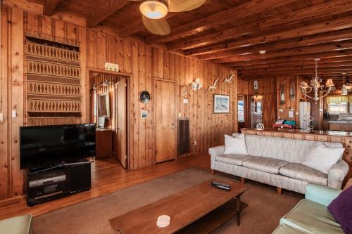 Boys Oh Boy by Oak Island Accommodations - photo 24