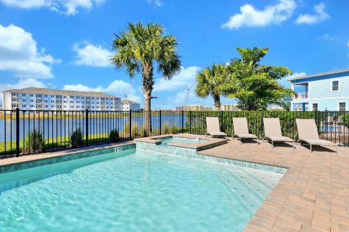 This Pink Cottage Near Disney With Margaritaville Resort & Island H20 Access 8141Su — 4-Star Luxury Hotel in Orlando, United States